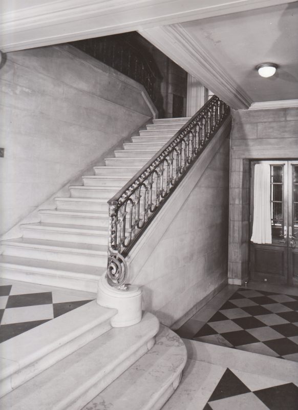 MainstairwellFirstfloor-582x800.jpg